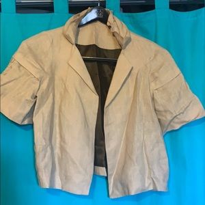 Short sleeved linen blazer